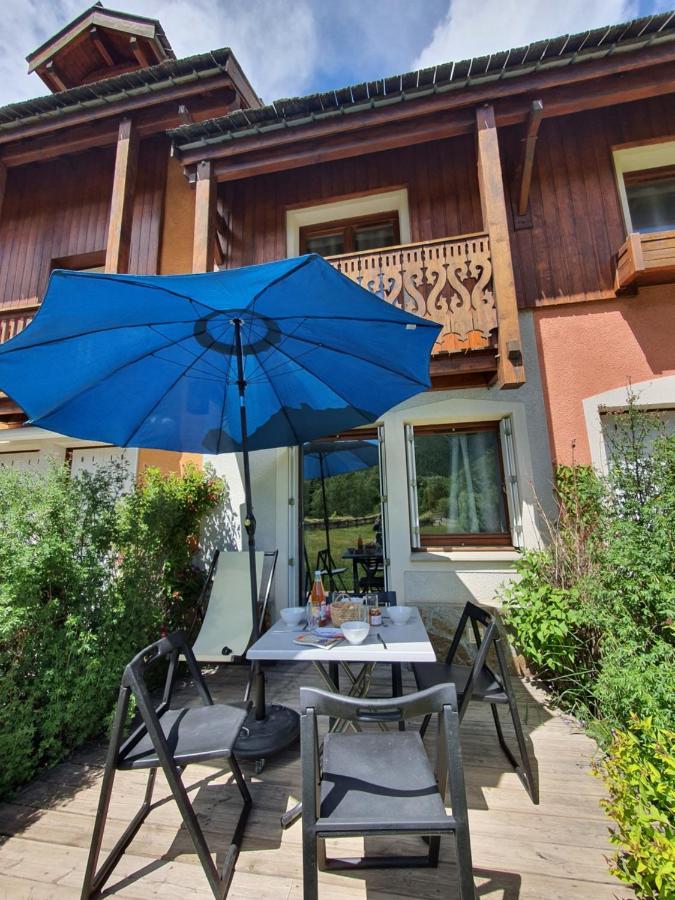 Les Chalets Du Jardin Alpin La Salle-les-Alpes Exterior foto
