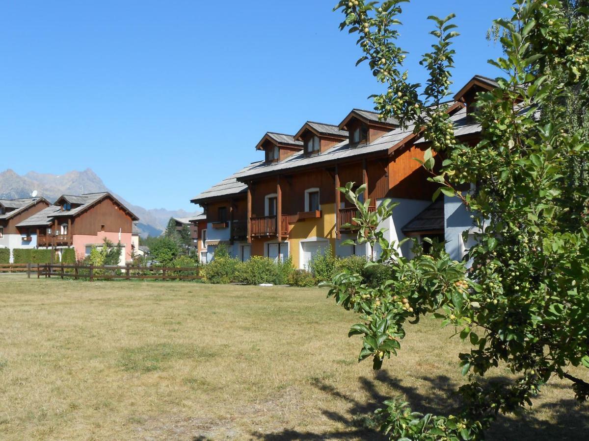 Apartamento Les Chalets Du Jardin Alpin La Salle-les-Alpes Exterior foto